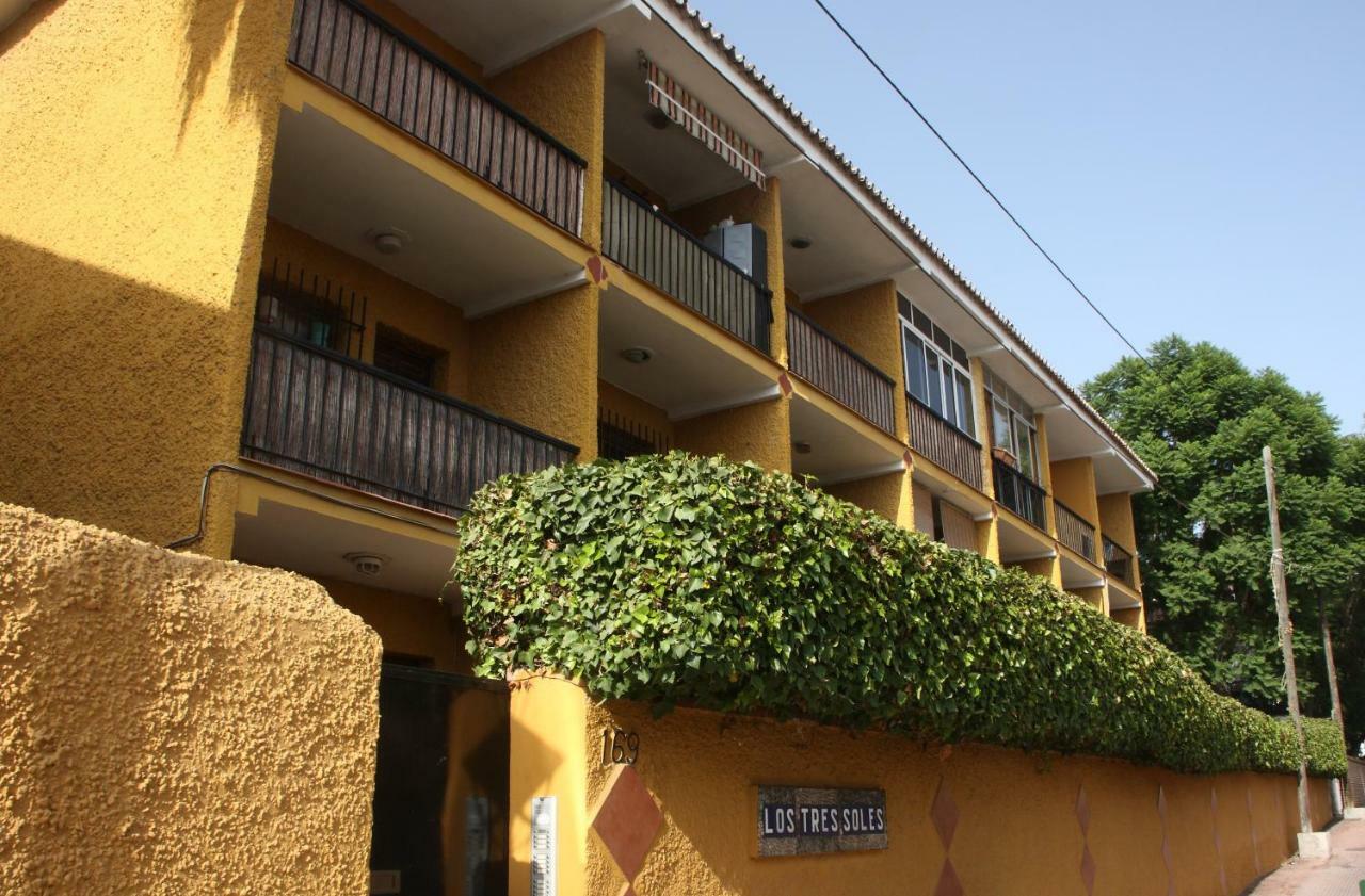 Apartamento Los Tres Soles Málaga Esterno foto