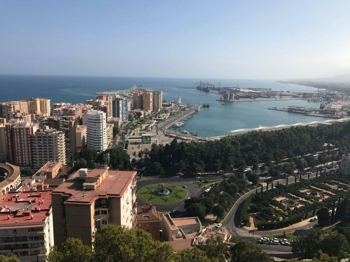 Apartamento Los Tres Soles Málaga Esterno foto