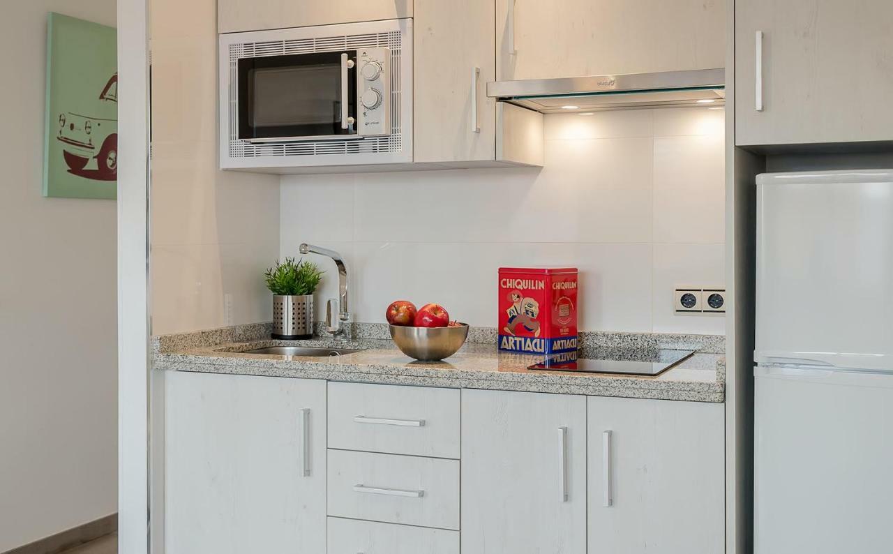 Apartamento Los Tres Soles Málaga Esterno foto