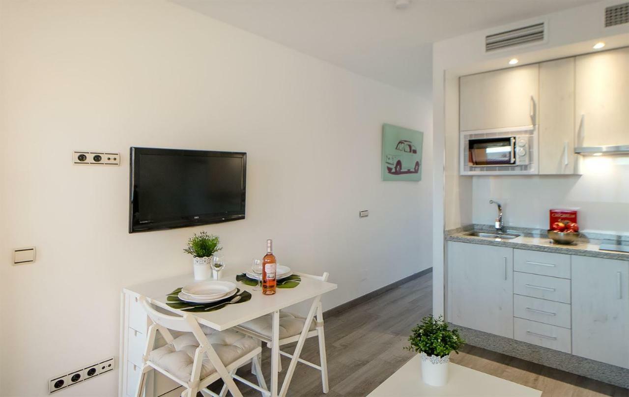 Apartamento Los Tres Soles Málaga Esterno foto