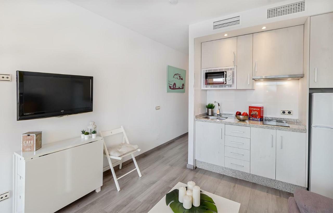 Apartamento Los Tres Soles Málaga Esterno foto